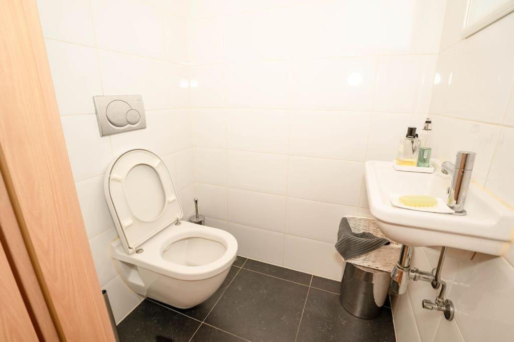 Appartement Tres Lumineux De 120M2 Brussels Luaran gambar